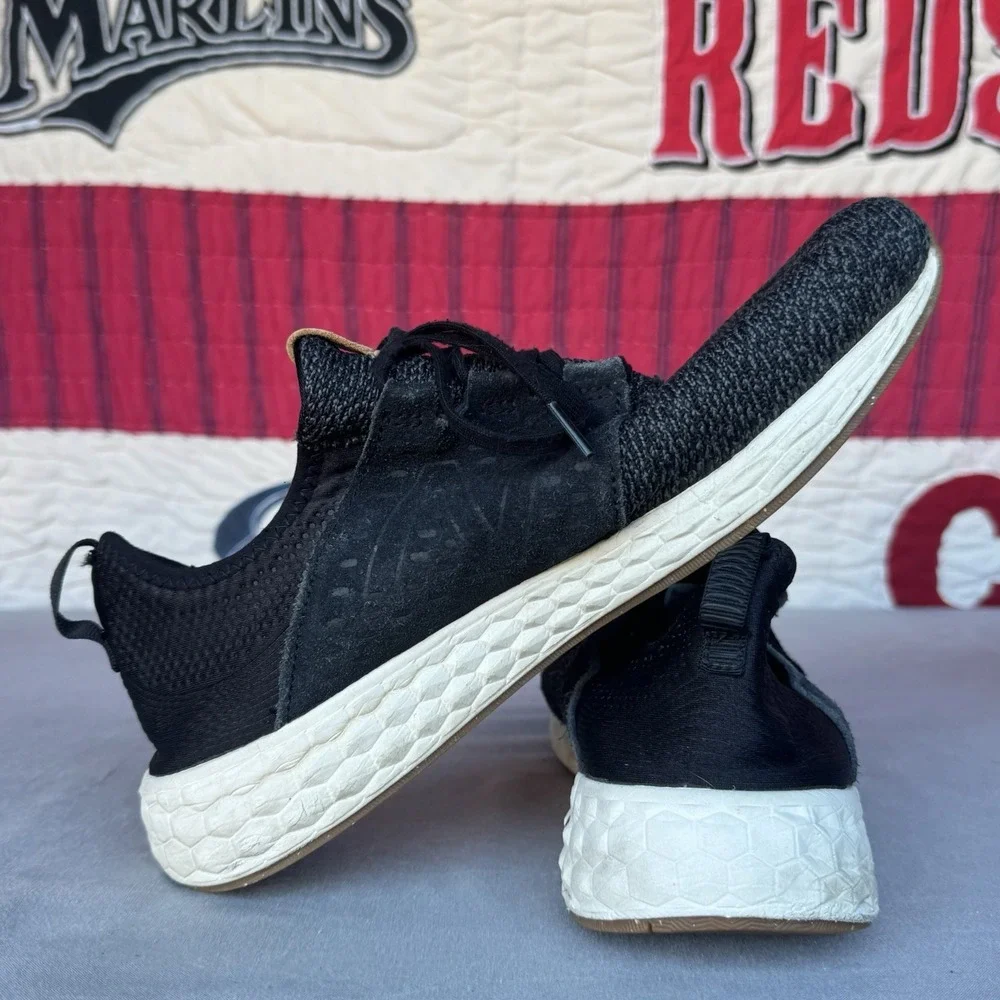 New Balance product pair